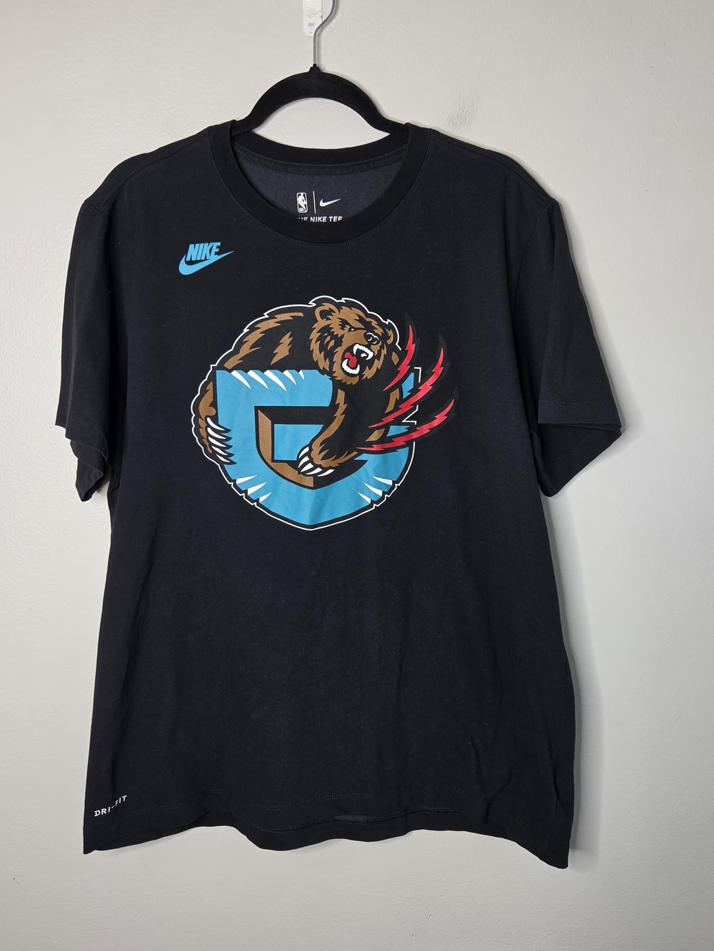 Nike Men's Vancouver Grizzles NBA Tshirt